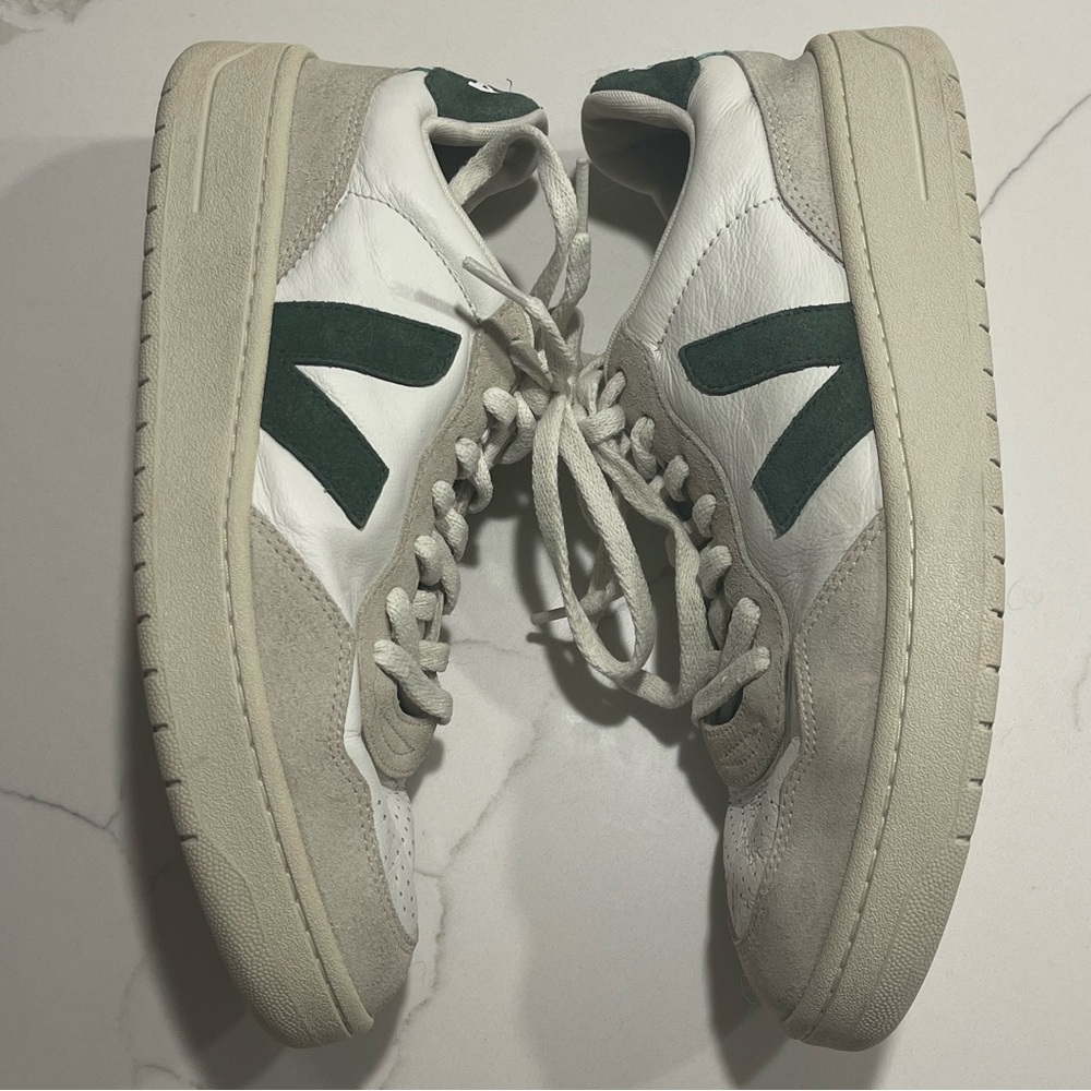 VGUC Anthropologie Veja V-90 Sneaker - 10 - Picture 6 of 10